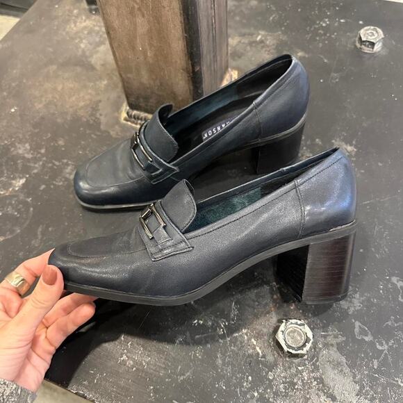 Sally Hanson Women's 8 Heels Dark Navy Leather Loafer Heels - Picture 1 of 3